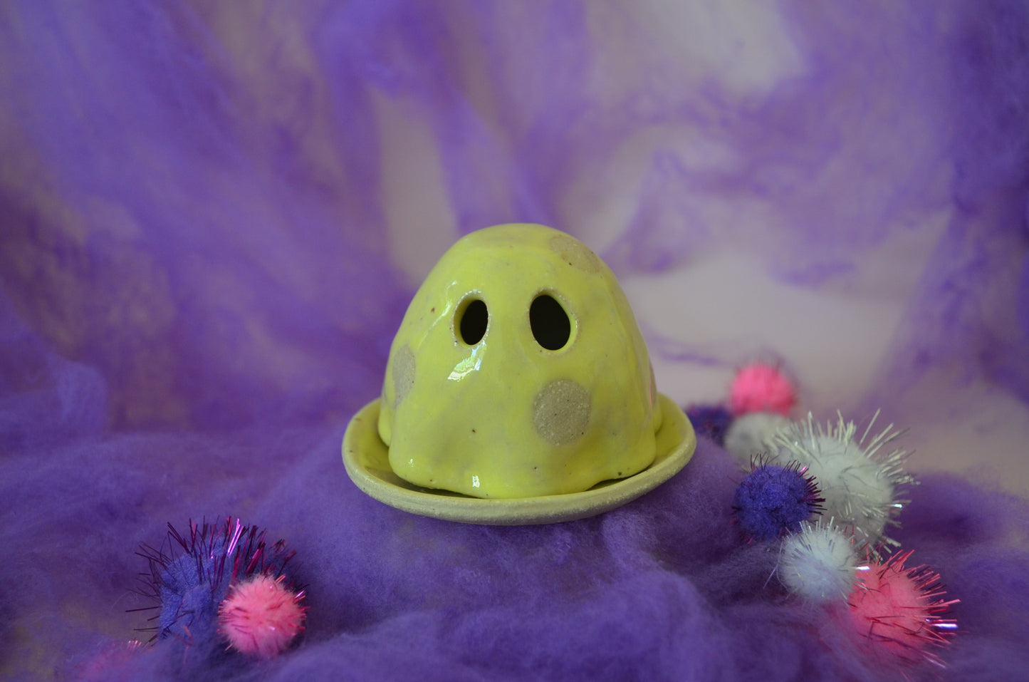 Yellow Polka Dot Ghostie with Incense Dish 1