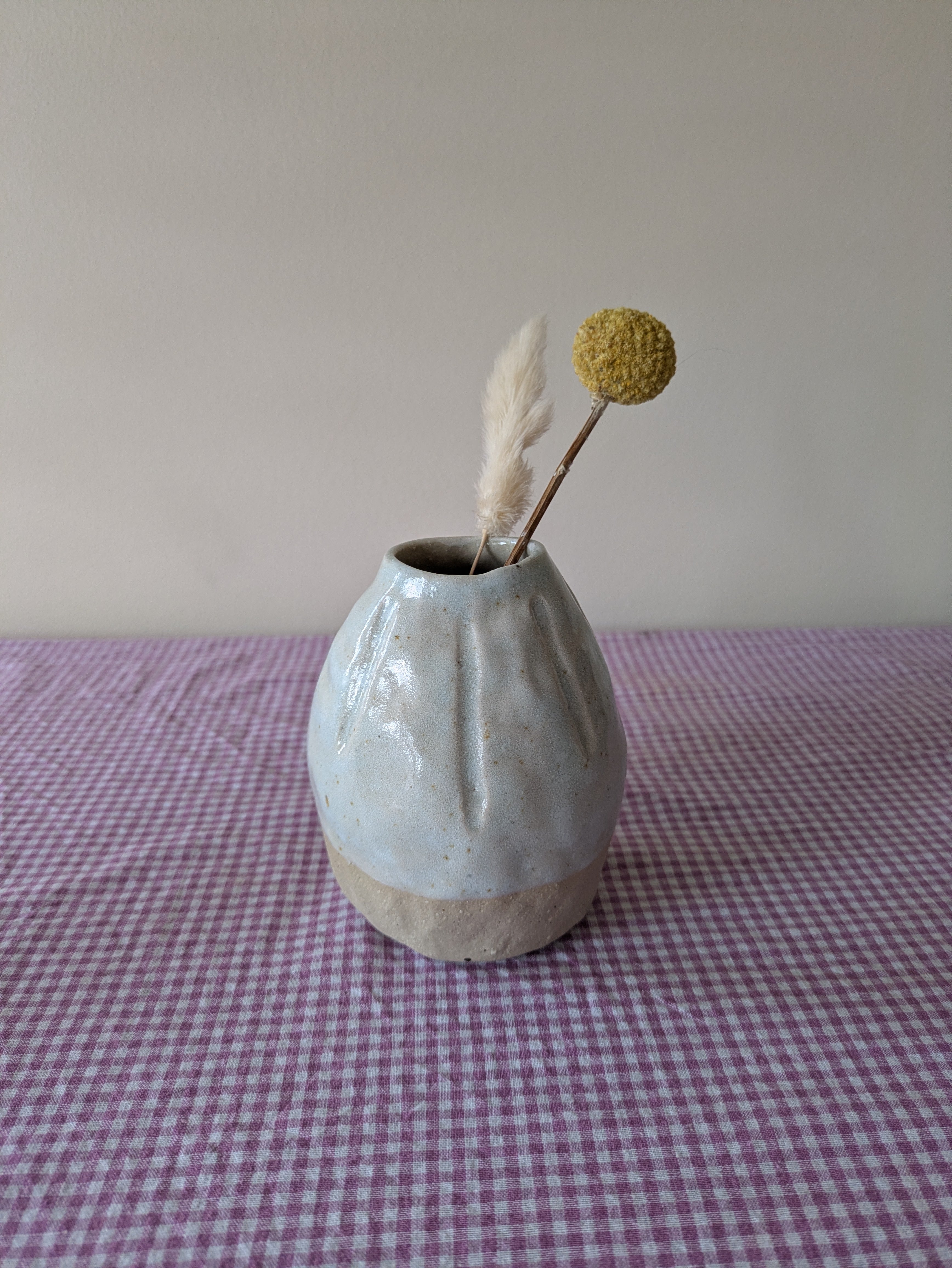 Marshmallow Round Mini Vase